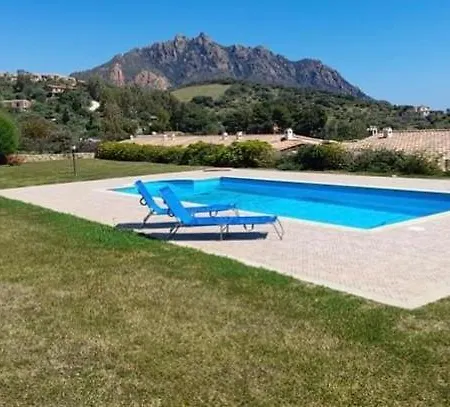 Agasi Villa *